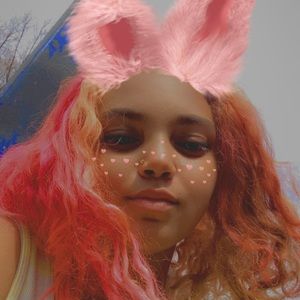 Meet your Posher, Tania